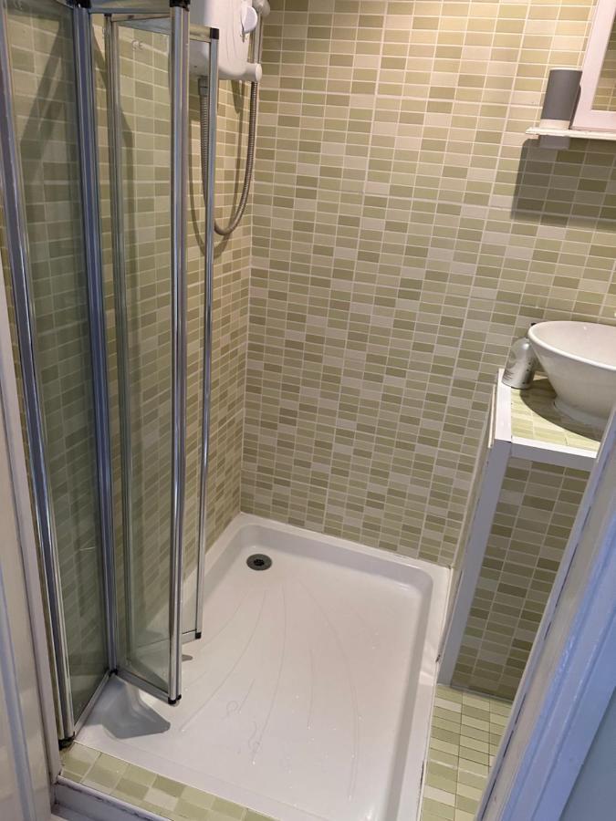 2 Bedroomed Cottage Near Quay 布莱克尼 外观 照片